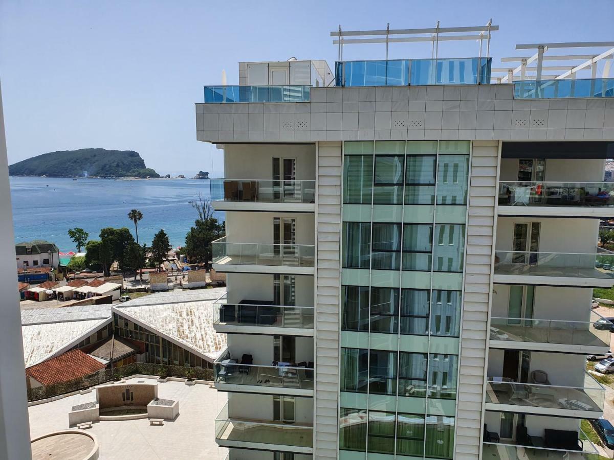 Apartments Menuet Budva Exterior photo