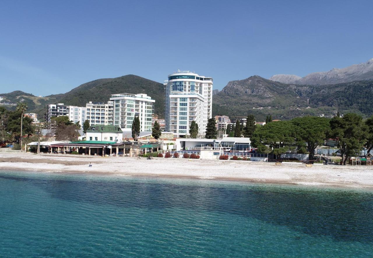 Apartments Menuet Budva Exterior photo